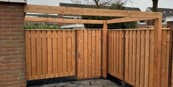 Schuttingwerk door Hoveniersbedrijfdegoeij.nl